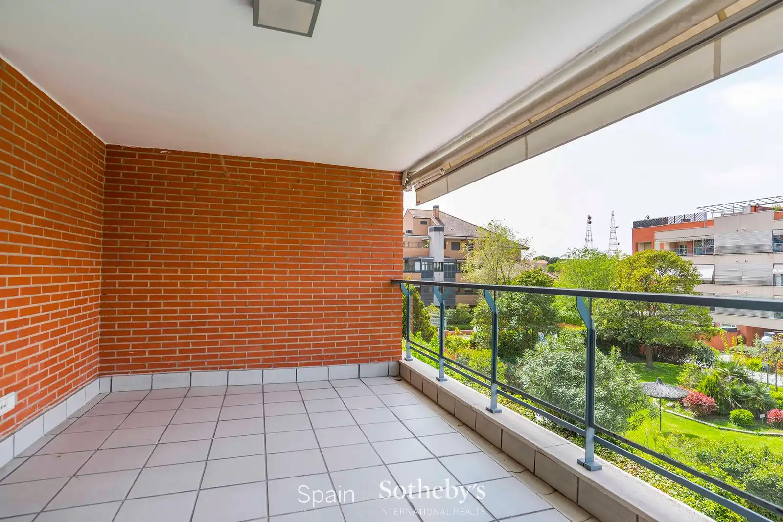 Terrassa de Apartament de lloguer en Pozuelo de Alarcón amb Aire condicionat, Calefacció i Terrassa