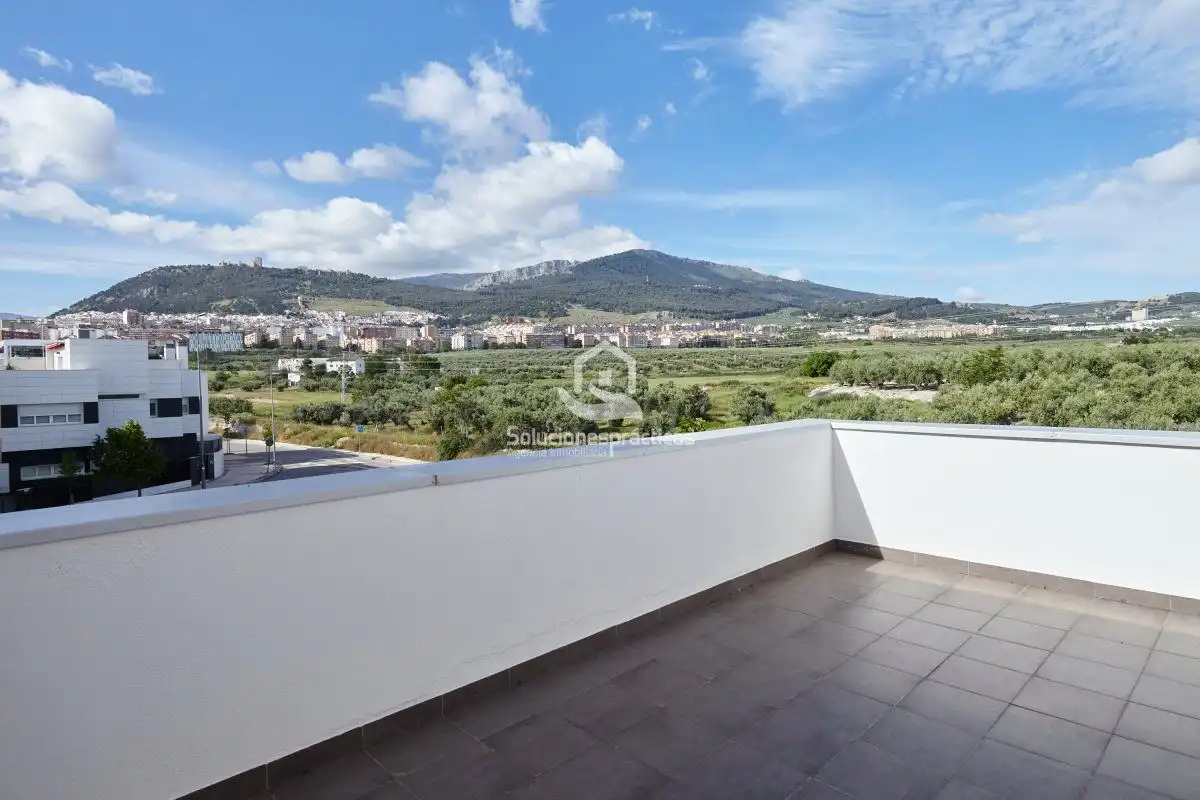 Casa o xalet en venda a Renfe - Bulevar 1ª y 2ª Fase