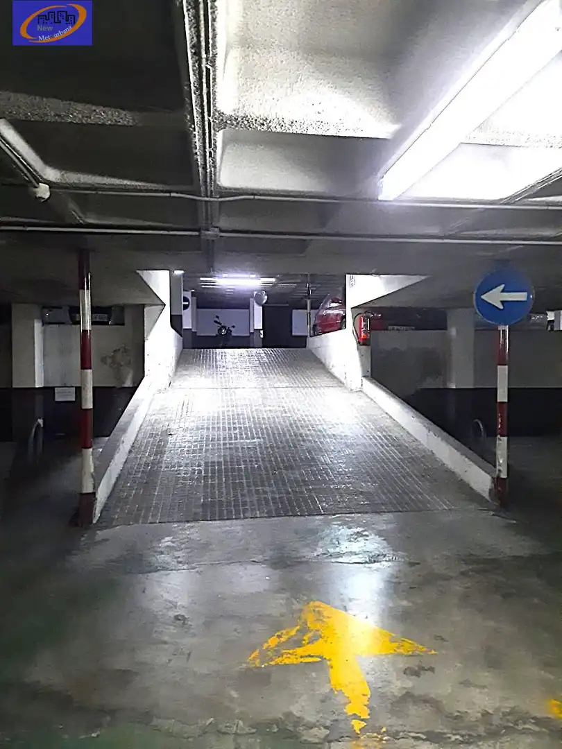 Aparcament de Garatge de lloguer en Valencia