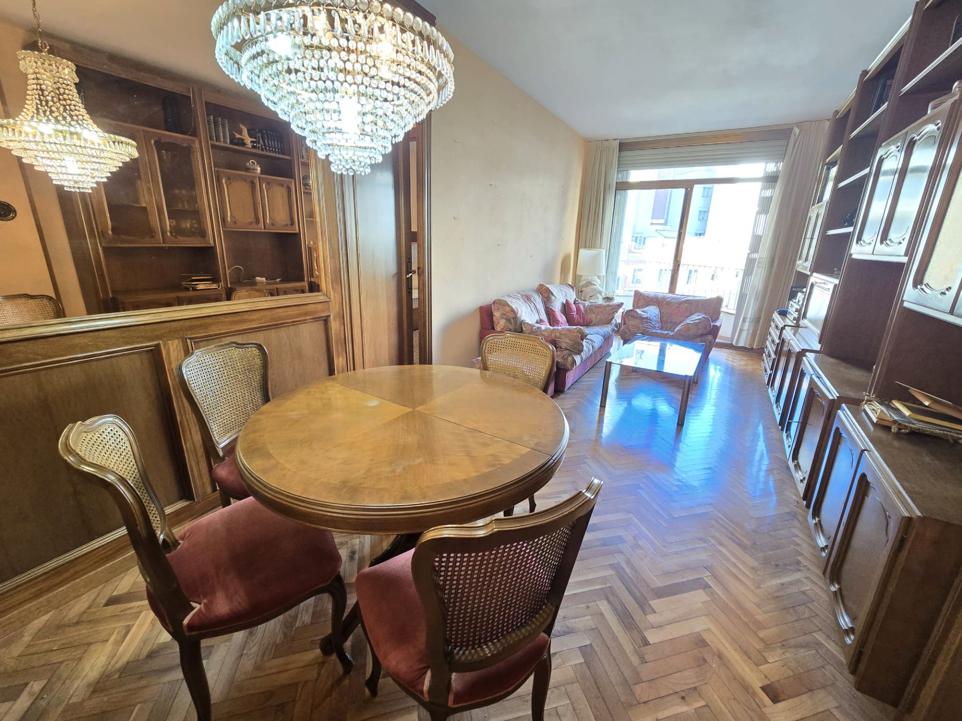 Menjador de Pis en venda en  Barcelona Capital amb Aire condicionat, Calefacció i Balcó