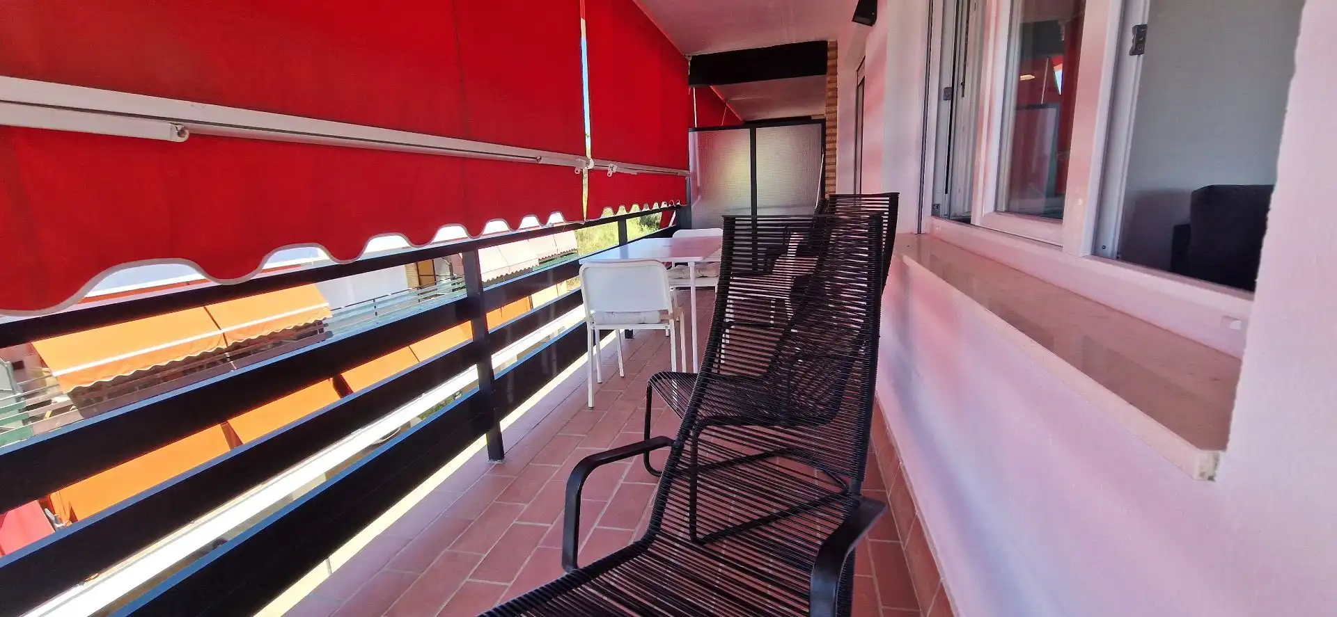 Terrasse von Wohnung zur Miete in El Rompido mit Klimaanlage, Terrasse und Gemeinschaftspool
