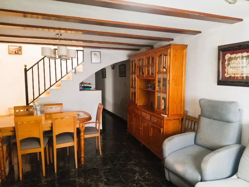 Comedor de Casa o chalet en venta en Calles con Trastero, Amueblado y Horno