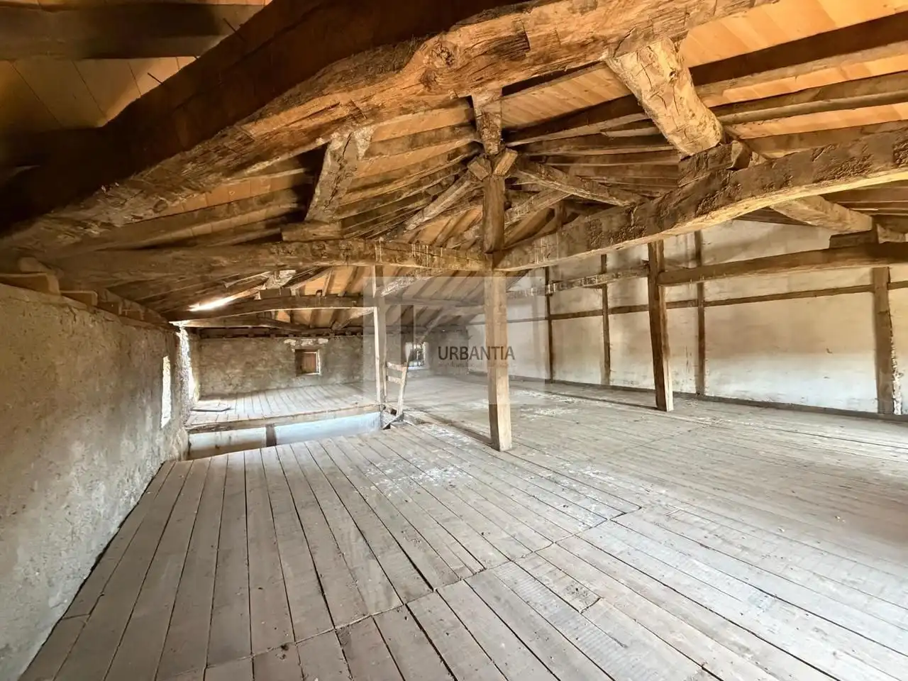 Country homes for sale in Basaburua, Navarra
