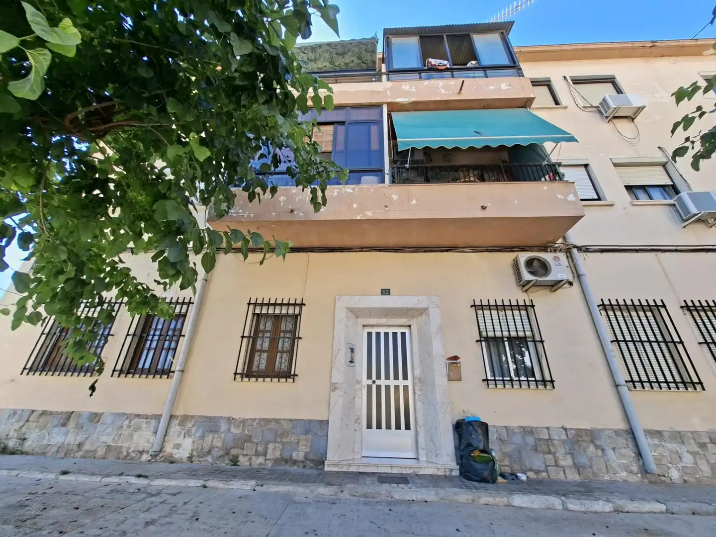 Vista exterior de Pis en venda en Alicante / Alacant