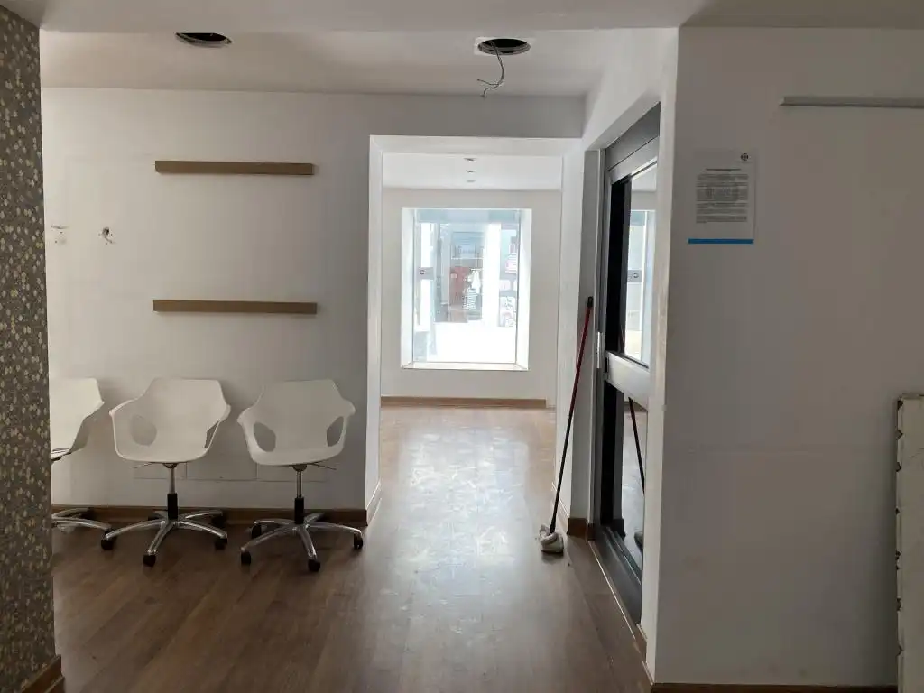 Local comercial en venda a Centro, imagen 4