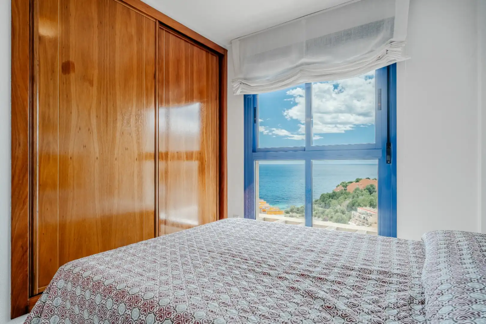 Habitación de Apartamento en venta en Calpe / Calp con Terraza y Amueblado