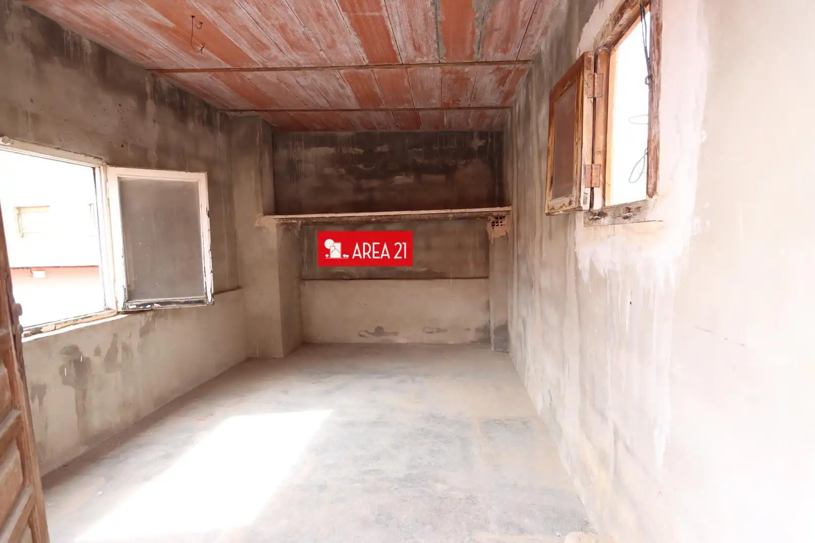 Houses for sale in La Pobla de Vallbona  with Terrace and Storage room