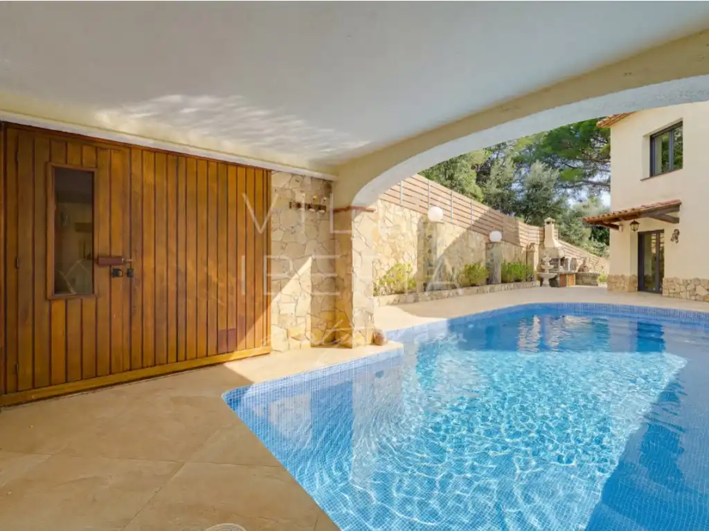 Casa amb piscina en venda a Calle Esglesia 16, imagen 2