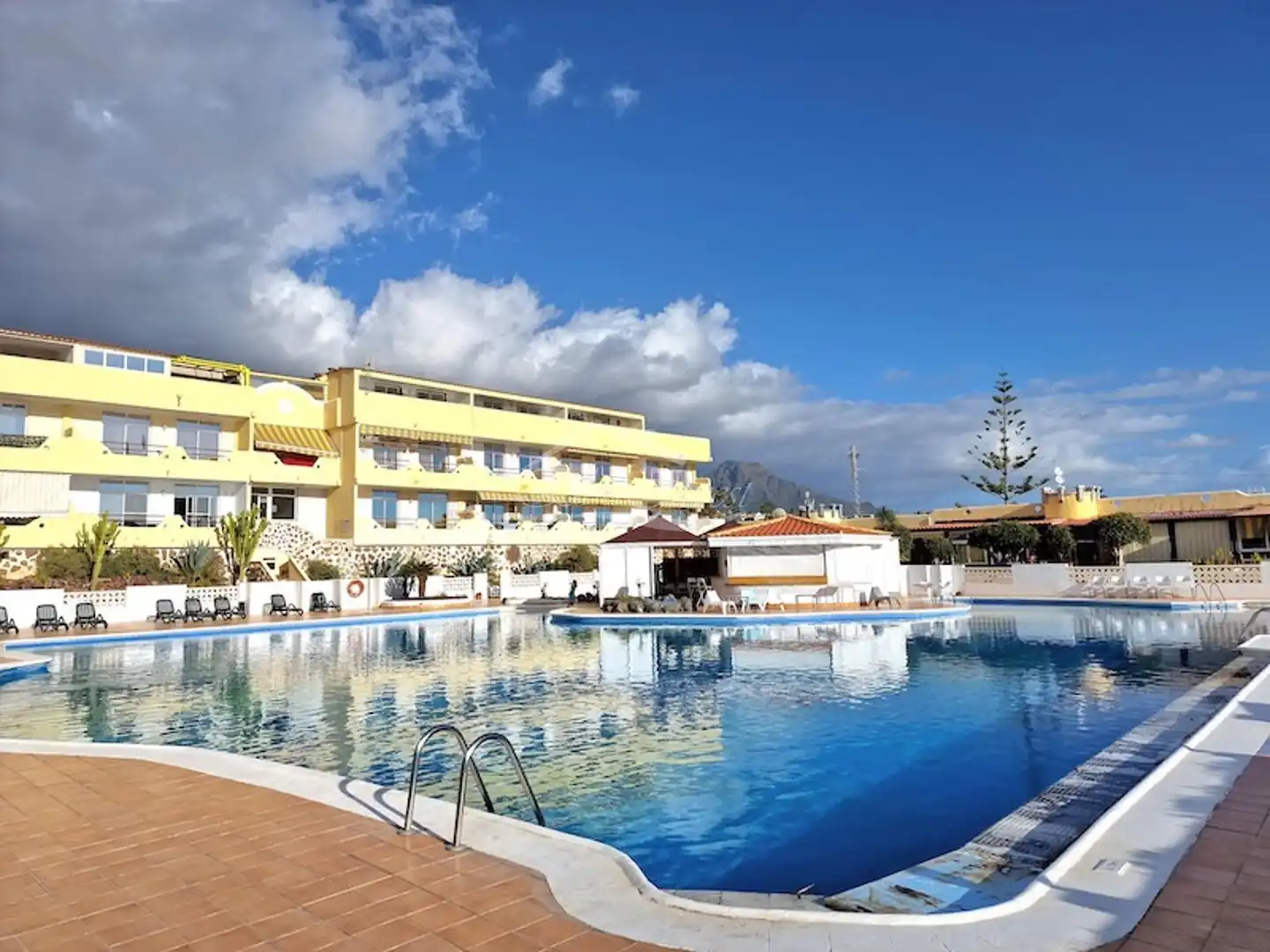 Piscina de Ático en venta en Adeje con Parquet, Terraza y Piscina