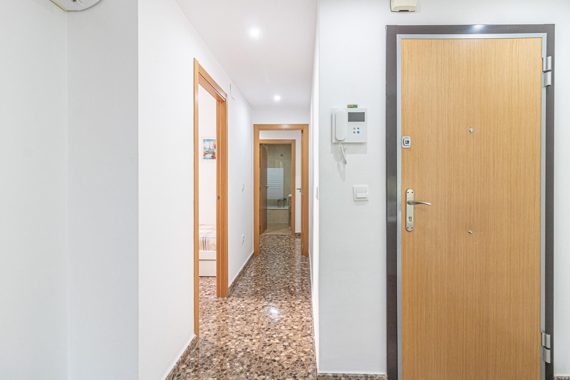 Flat for sale in Carlet  with Air Conditioner and Heating