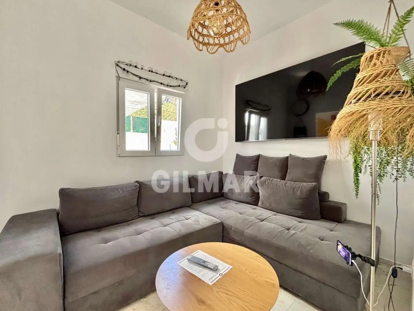 Sala d'estar de Finca rústica en venda en Garachico amb Moblat