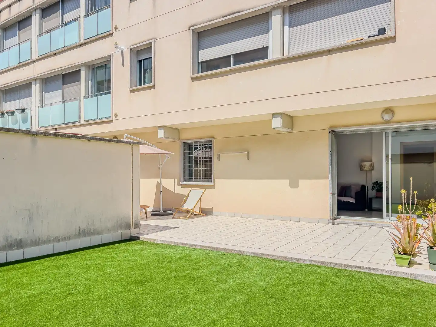 Terrasse von Erdgeschoss zum Verkauf in Viladecans mit Heizung, Terrasse und Gemeinschaftspool