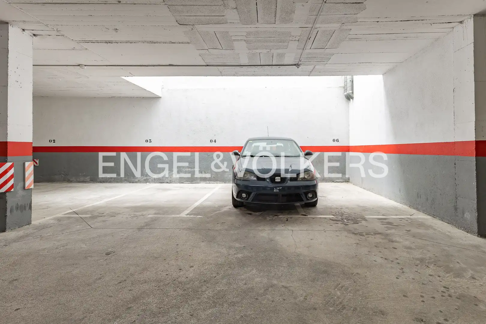 Parkplatz von Dachboden zum Verkauf in Montcada i Reixac mit Klimaanlage, Heizung und Parkett