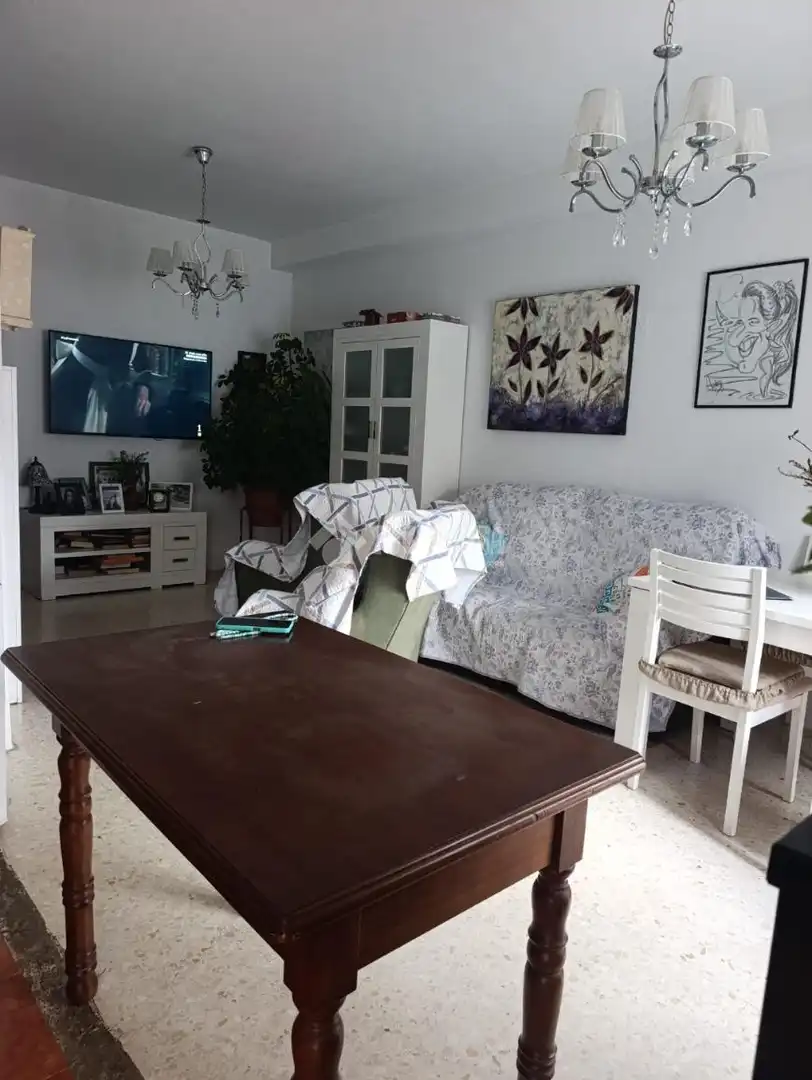 Sala de estar de Dúplex en venta en Valverde de Leganés con Aire acondicionado y Balcón