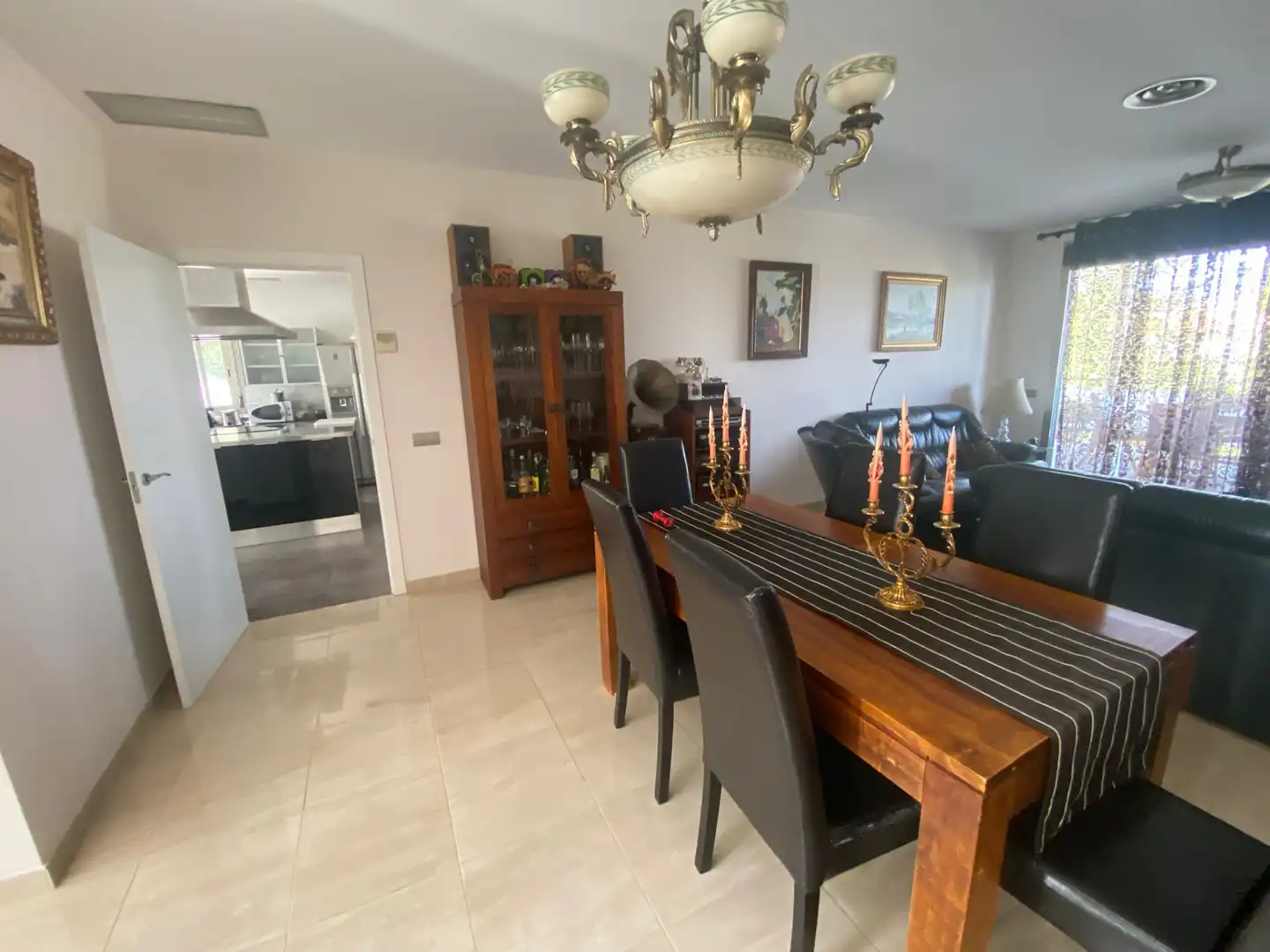 Casa o chalet en venta en Calle Picos de Europa, Sierra Perenchiza - Cumbres de Calicanto - Sto Domingo