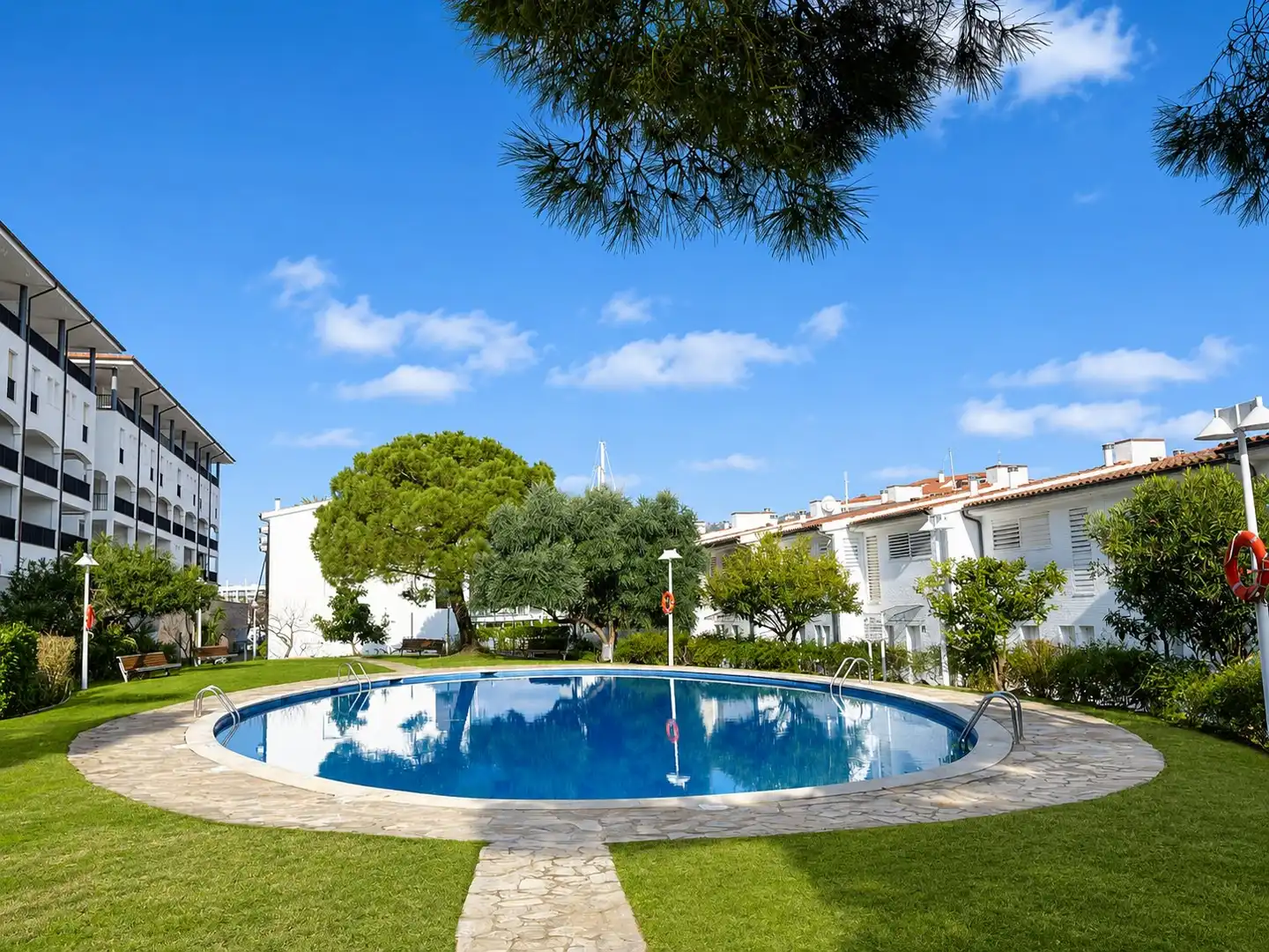 Piscina de Casa adosada en venda en Castell d'Aro, Platja d'Aro i s'Agaró amb Aire condicionat, Terrassa i Piscina