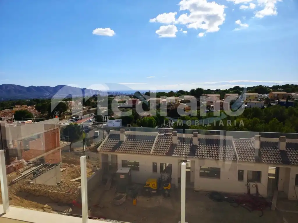 Vista exterior de Casa o chalet en venta en La Nucia con Aire acondicionado y Balcón