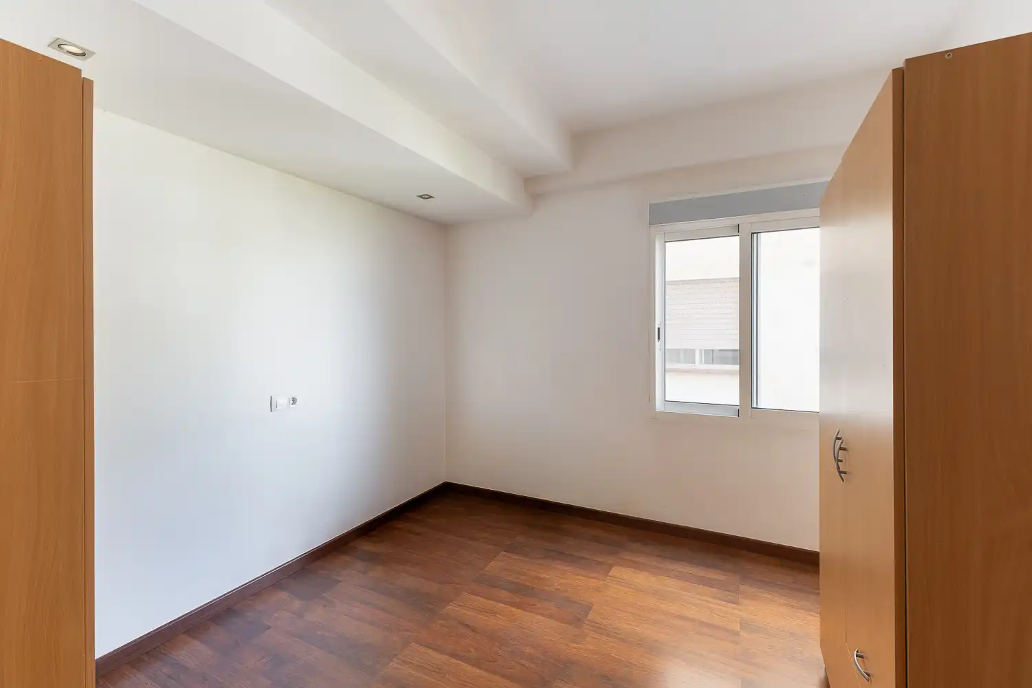Bedroom of Flat for rent in Valencia  with Air Conditioner, Heating and Parquet flooring