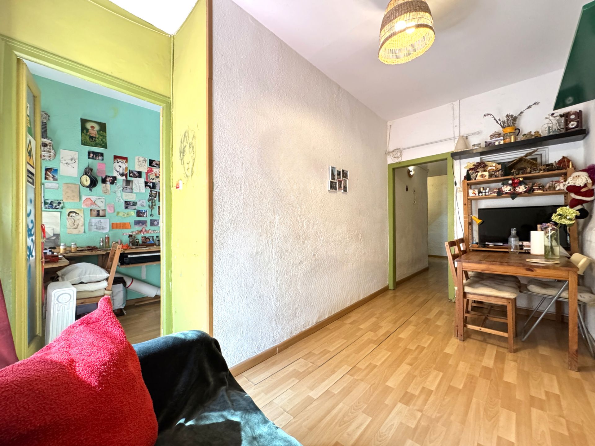 Sala de estar de Piso en venta en  Barcelona Capital con Parquet, Amueblado y Lavadora