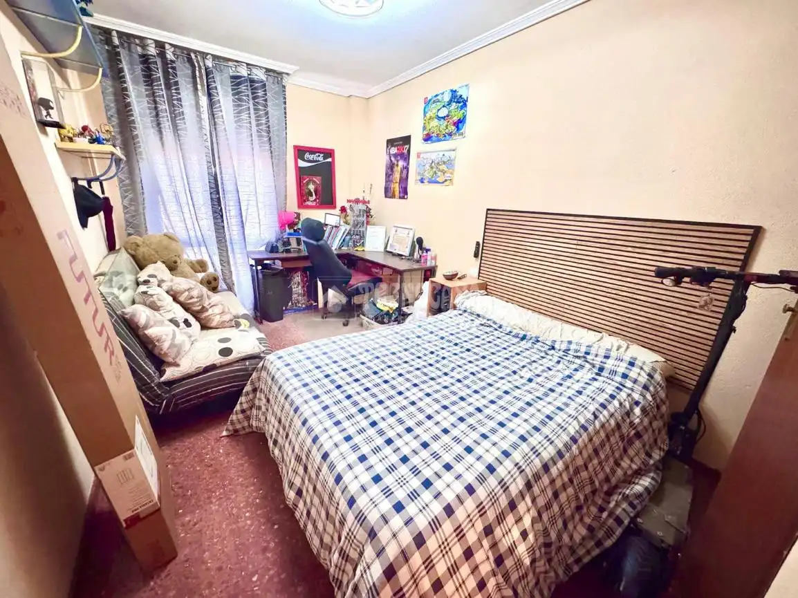 Habitación de Piso en venta en Córdoba con Aire acondicionado y Calefacción