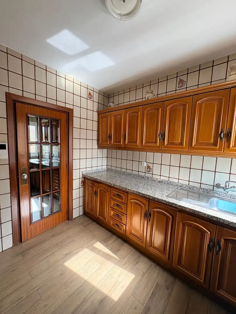 Kitchen of Flat for rent in Motril  with Air Conditioner and Balcony