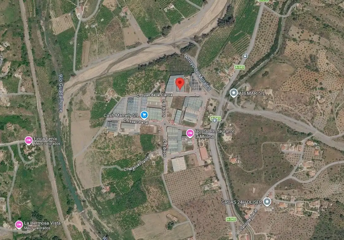 Fabrikhallen zum Verkauf in Álora