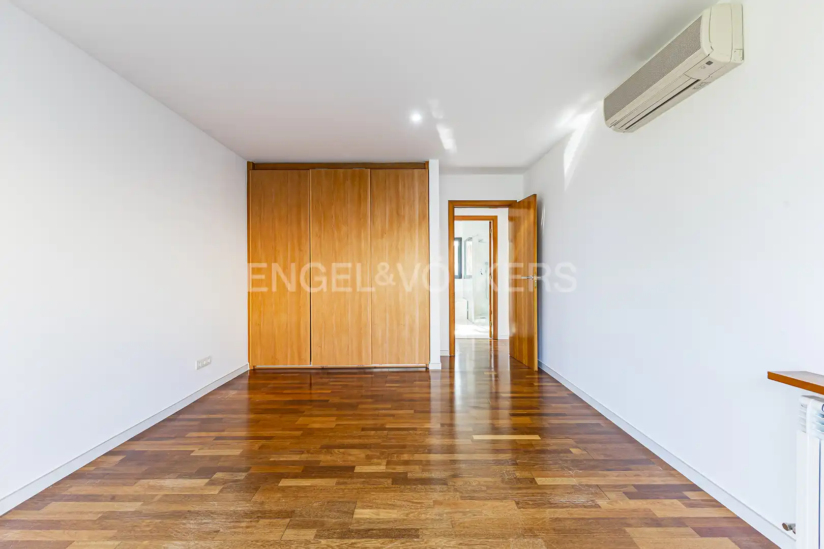 Houses for sale in Sant Cugat del Vallès  with Air Conditioner, Heating and Private garden