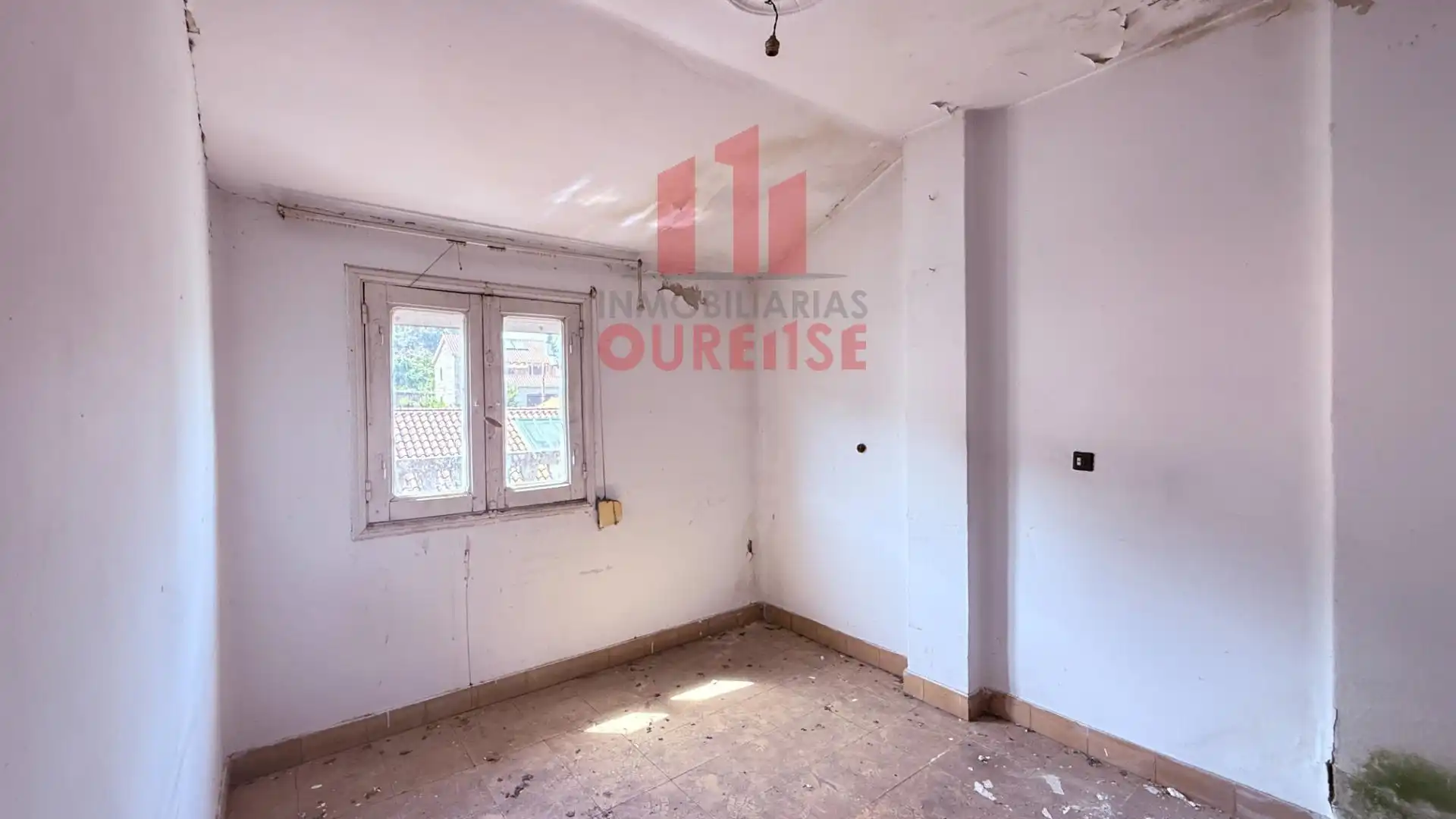 Bedroom of Buildings for sale in Ourense Capital 