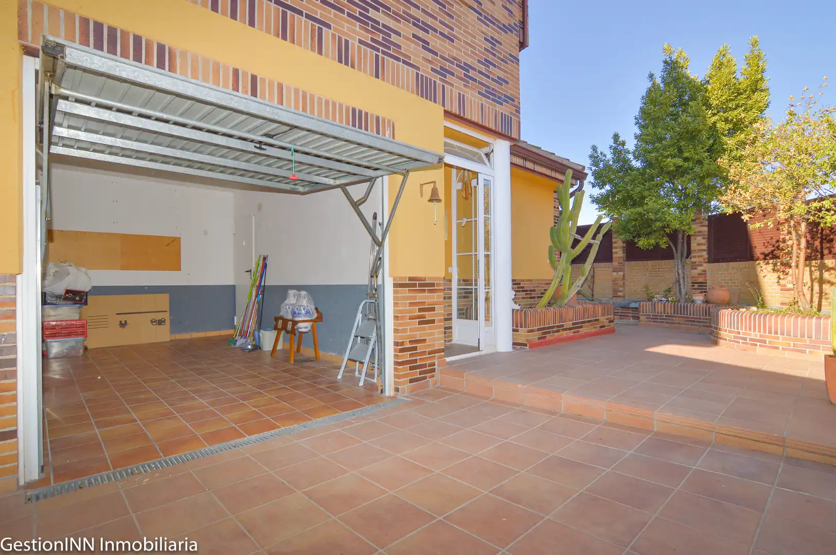 Semi-detached house with garden for sale in Calle Sesmo de Casarrubios, imagen 4