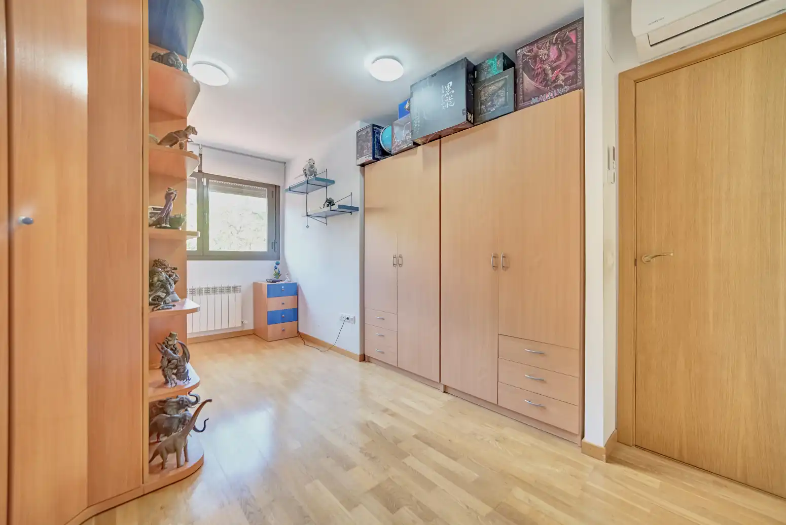Bedroom of Detached homes for sale in Enériz / Eneritz  with Heating, Private garden and Parquet flooring