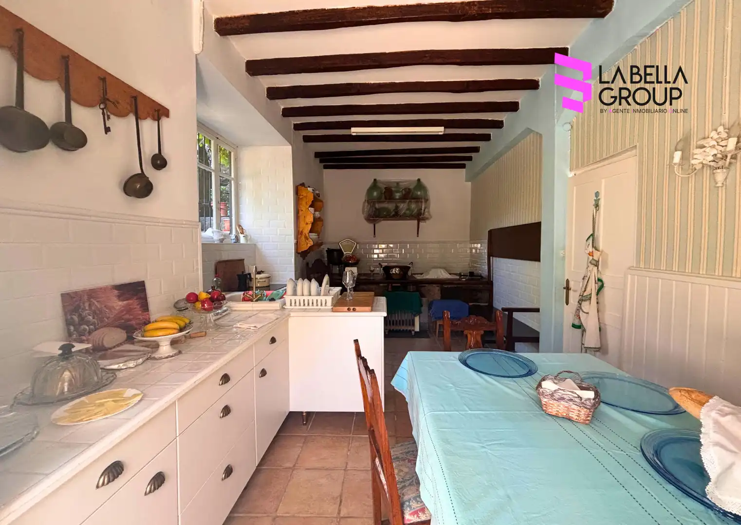 Cuina de Finca rústica en venda en Pesaguero amb Calefacció, Jardí privat i Parquet