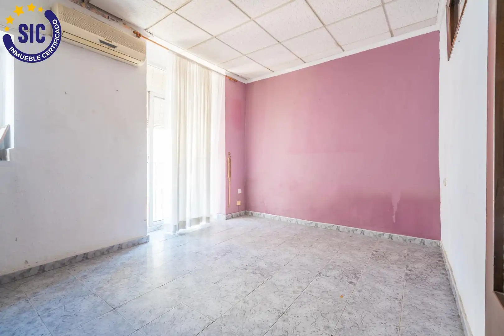 Habitación de Piso en venta en Valencia con Aire acondicionado y Terraza