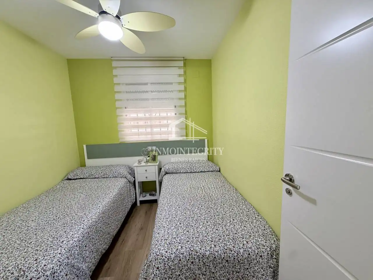Bedroom of Apartments for sale in Oropesa del Mar / Orpesa  with Air Conditioner, Terrace and Furnished