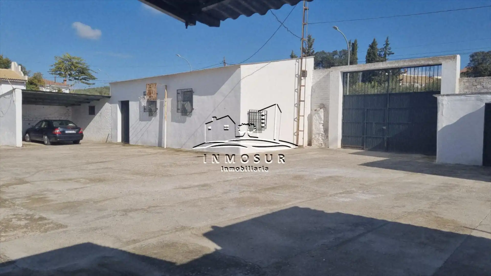Vista exterior de Casa adosada en venda en Lucena