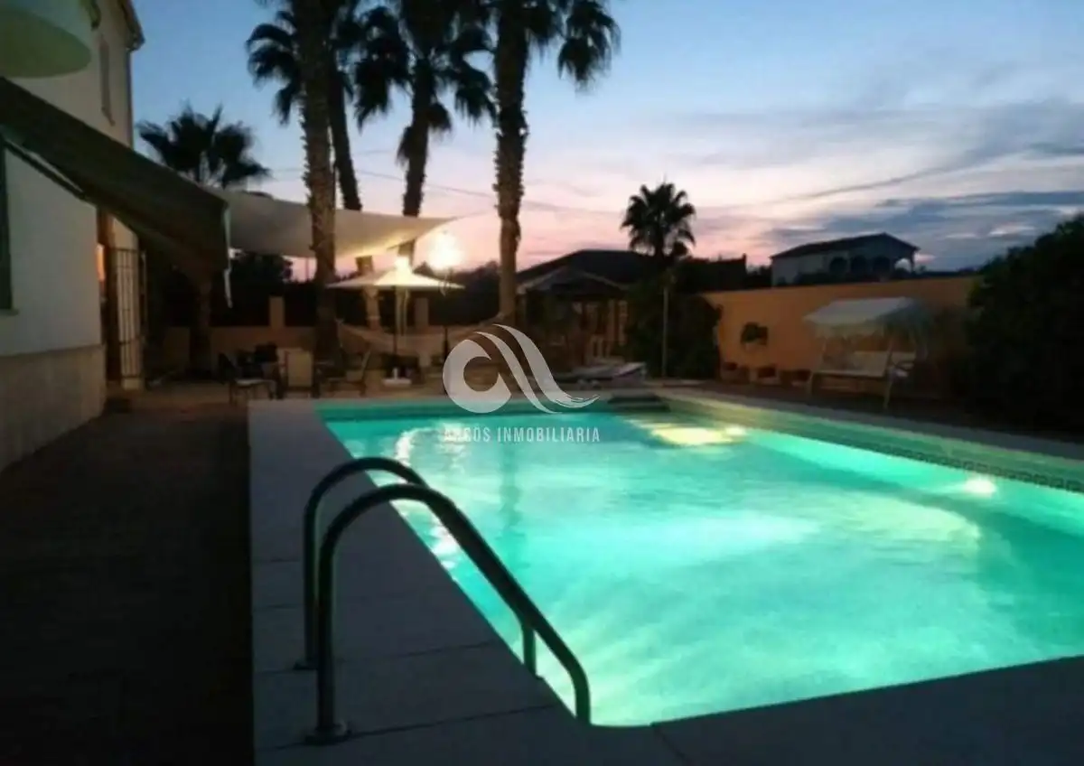 Villa in vendita a Periurbano Oeste - Sierra, imagen 2
