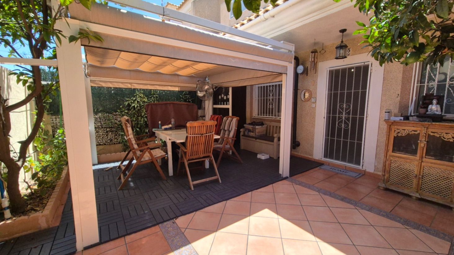 Jardí de Finca rústica en venda en Torrevieja amb Jardí privat, Terrassa i Piscina