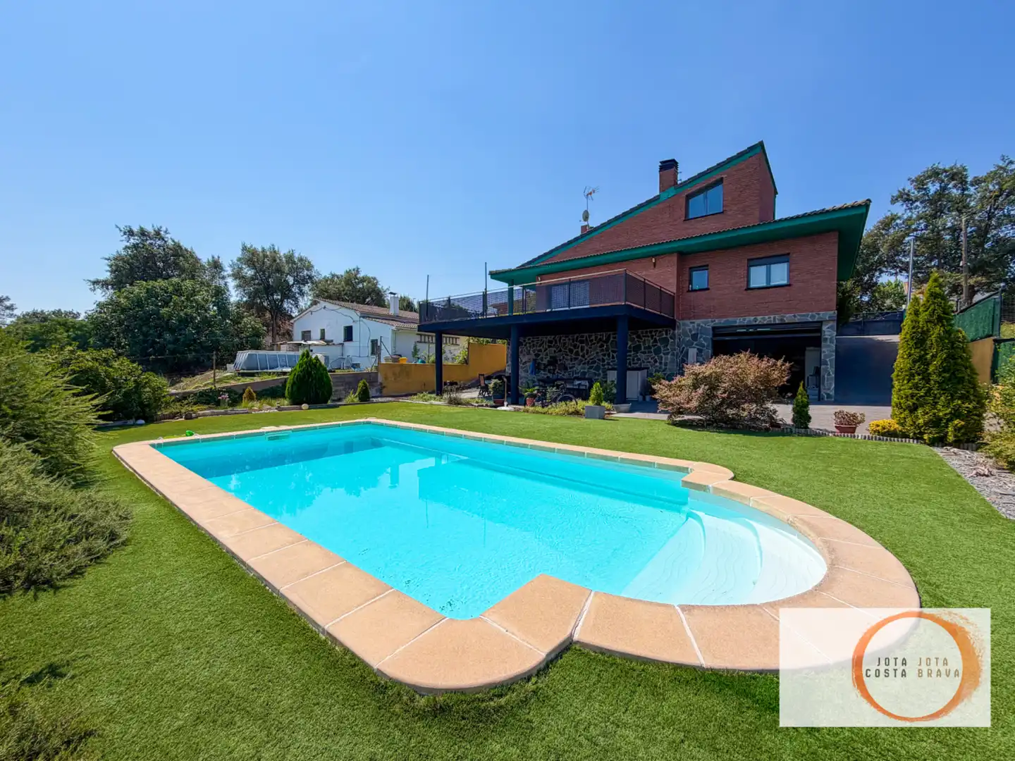 Casa amb piscina en venda a Sils, imagen 2