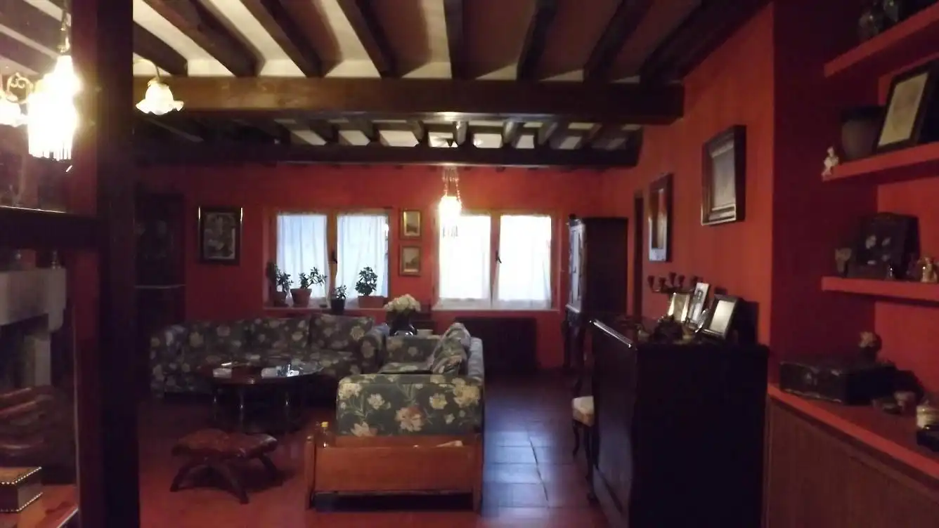 Living room of Houses for sale in Monterrubio de Armuña  with Private garden, Terrace and Storage room