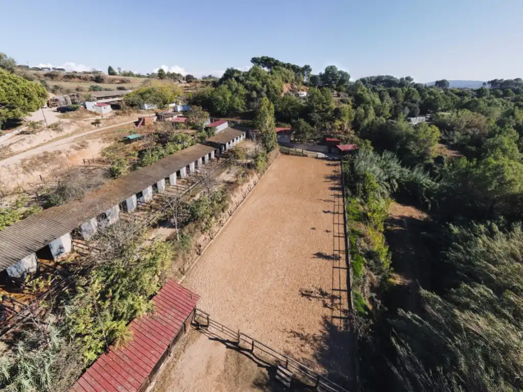 Exterior view of Country homes for sale in Rubí