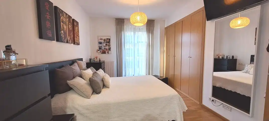 Habitación de Piso en venta en Vitoria - Gasteiz con Calefacción, Trastero y Amueblado