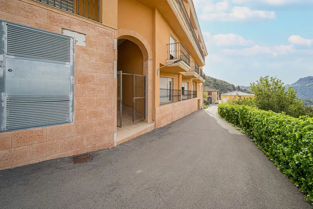 Vista exterior de Edificio en venta en Tàrbena