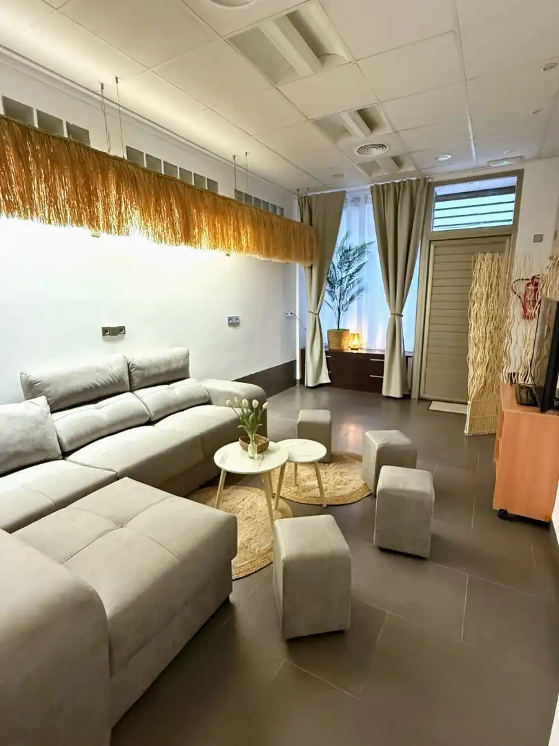 Ground floor for rent in Ador, Valencia
