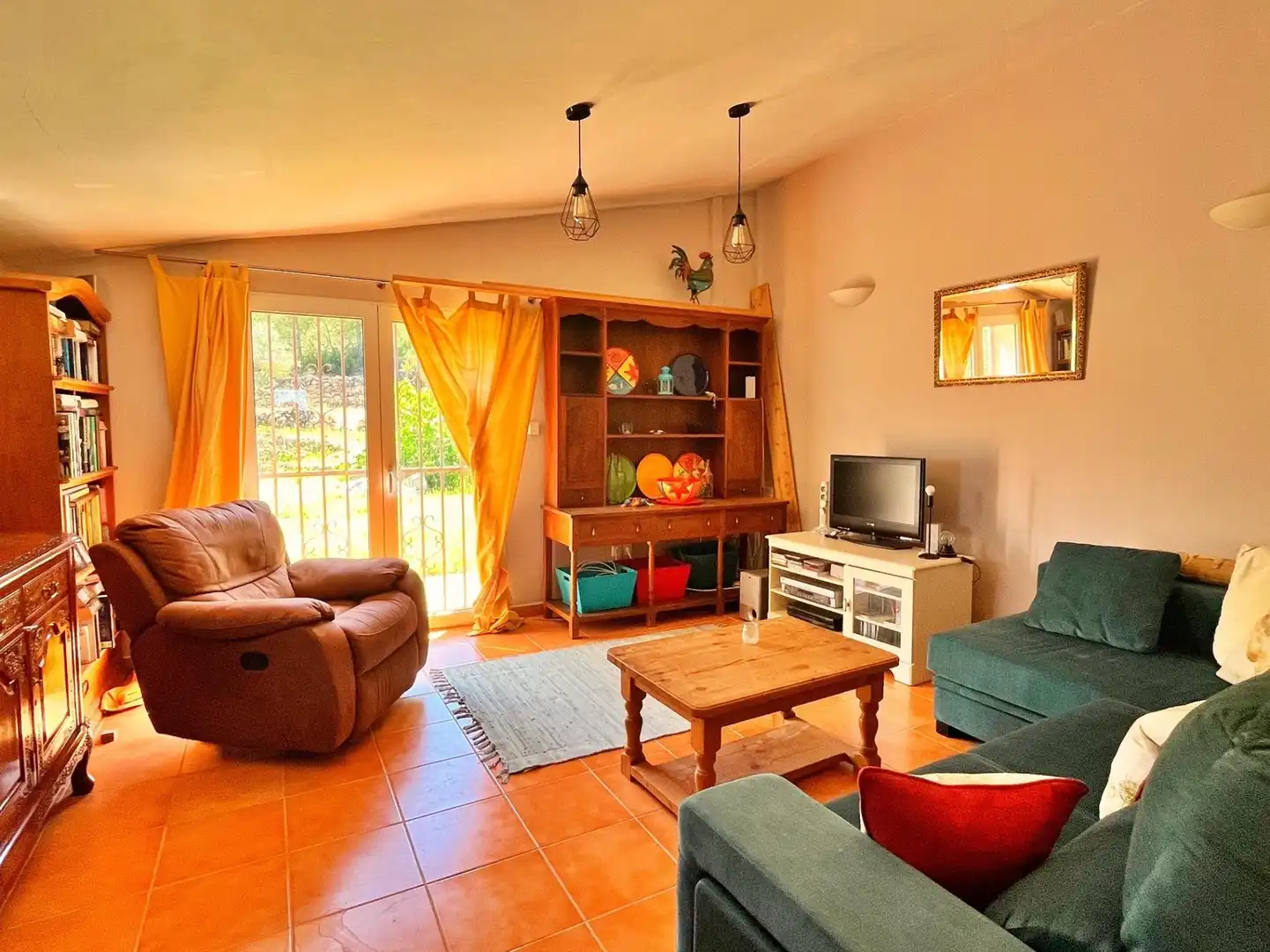 Houses for sale in Flix