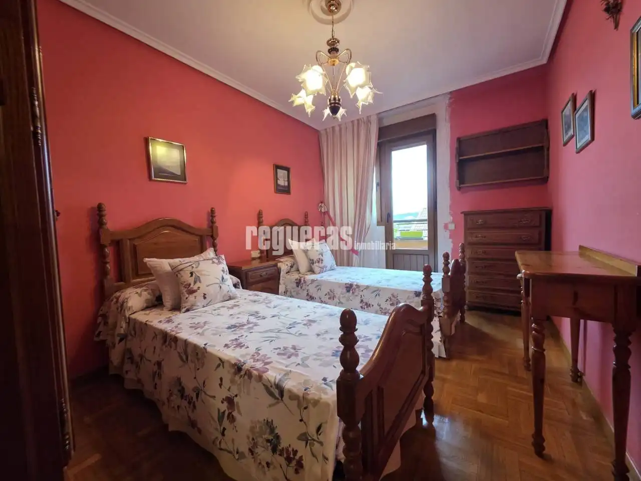 Schlafzimmer von Wohnung zur Miete in Centro