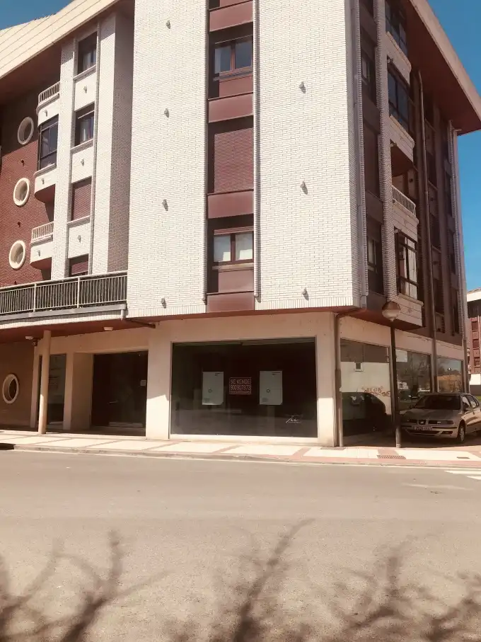 Local en venta en Briviesca