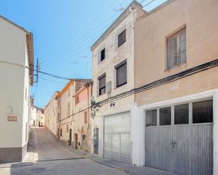 Vista exterior de Casa adosada en venda en Sant Pere de Riudebitlles