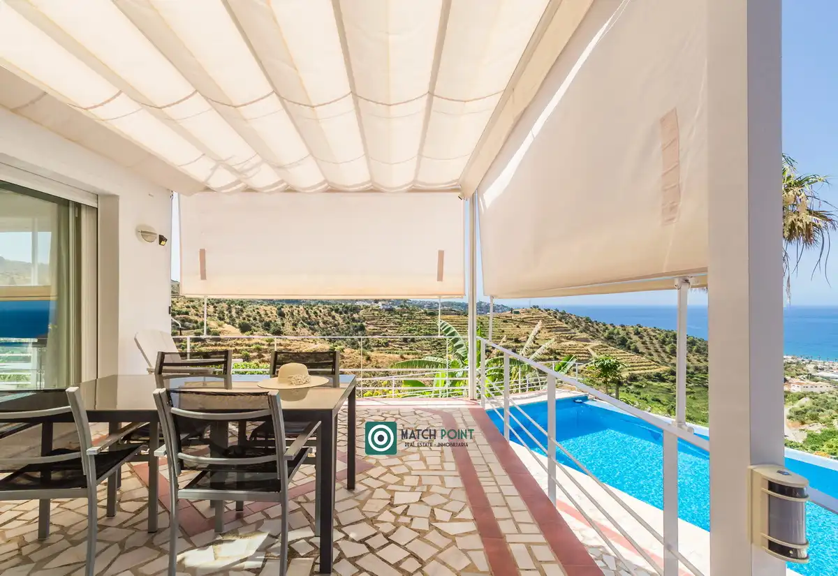 Terrassa de Casa o xalet en venda en Almuñécar