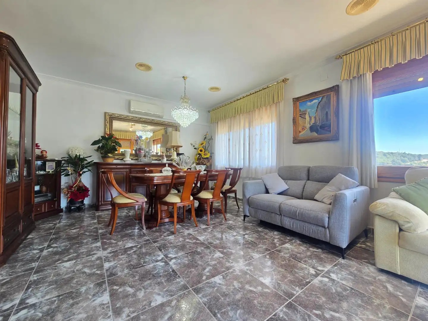 Sala de estar de Casa o chalet en venta en Canyelles con Calefacción, Jardín privado y Terraza