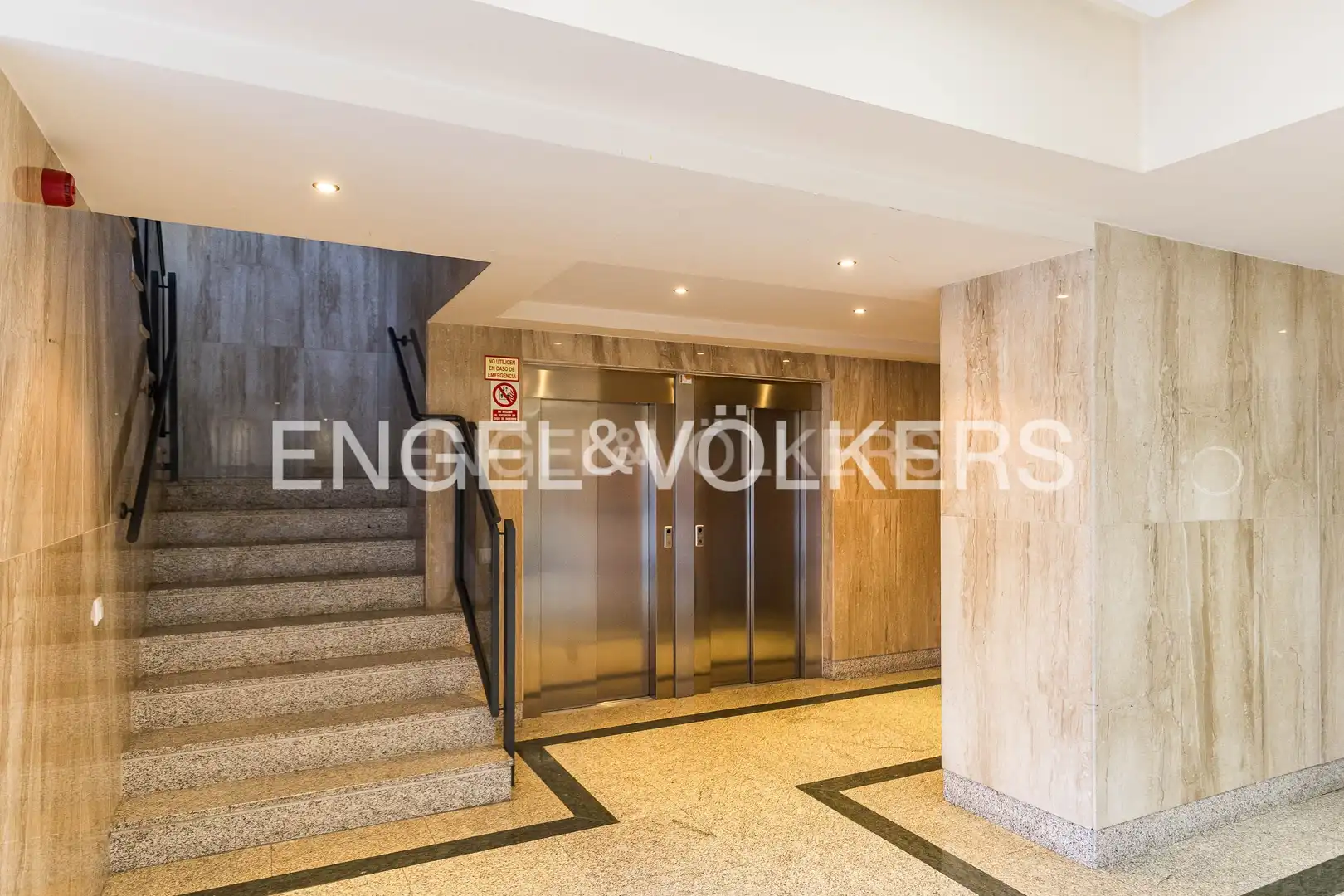 Lofts for sale in Madrid  with Air Conditioner, Heating and Swimming Pool