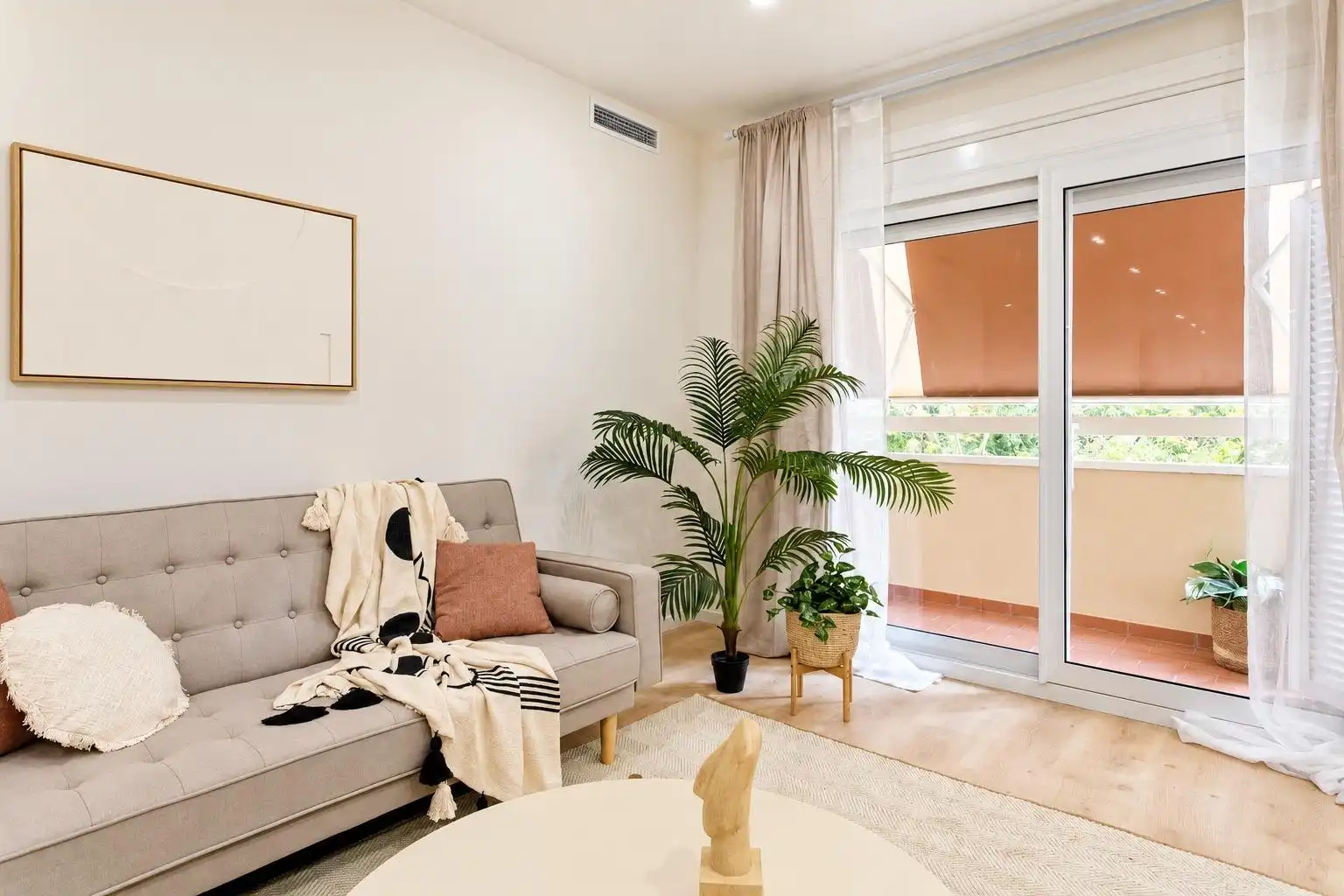 Flat with terrace for sale in Carrer BRUC, imagen 5